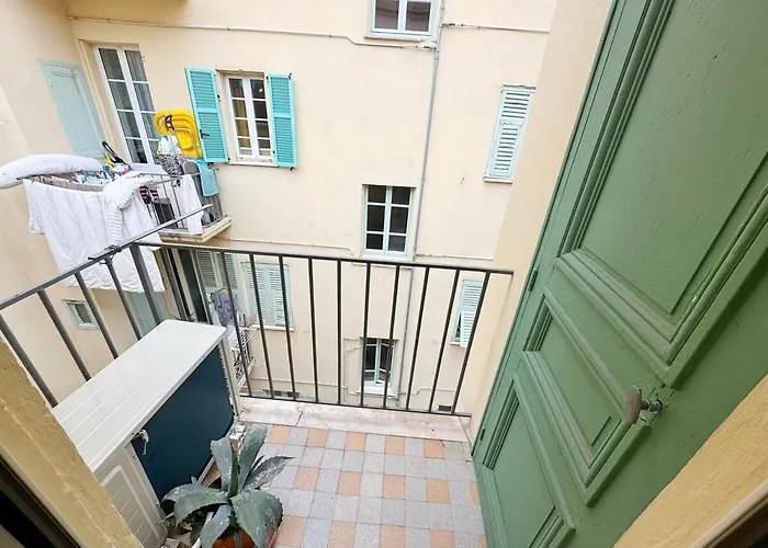 Rf107 - Moderne 3p Port Place Du Pin